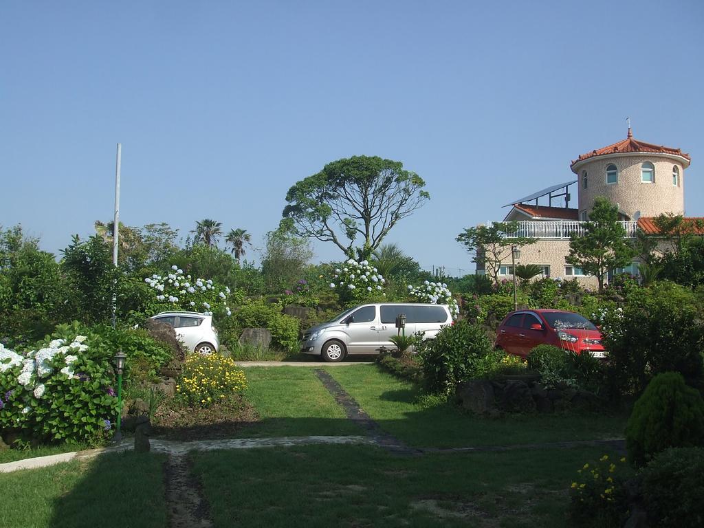 הוילה סאוגוויפו Jeju Myung House מראה חיצוני תמונה